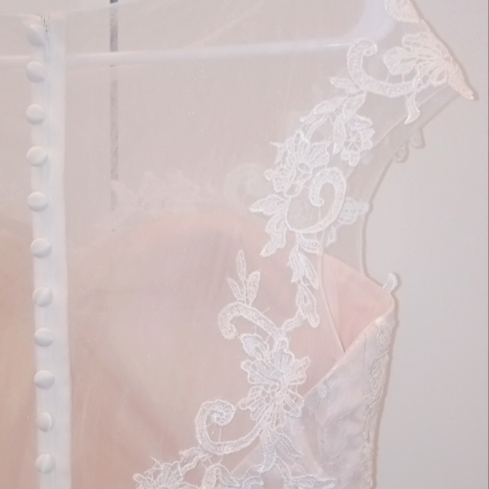 Cream& Ivory Mermaid Wedding Gown